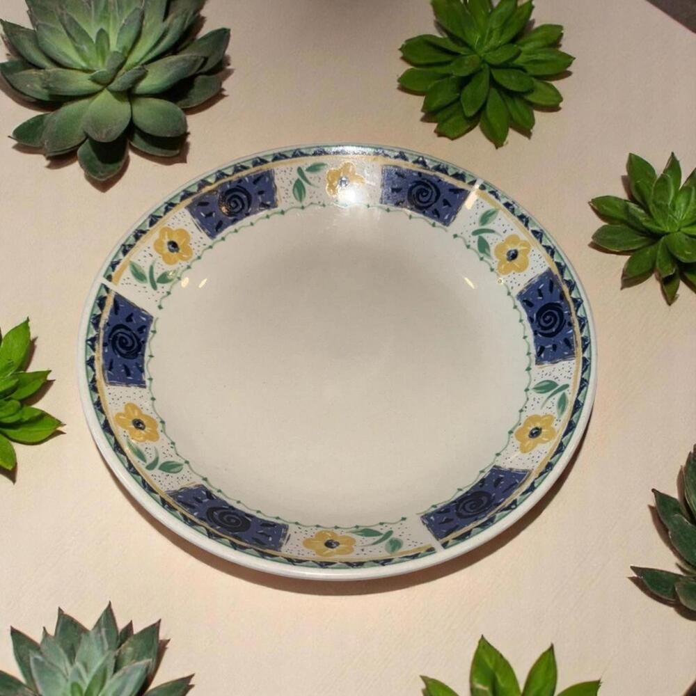 Majestic Ware by Sakura "Daisy Squares" 8" shallow Bowl